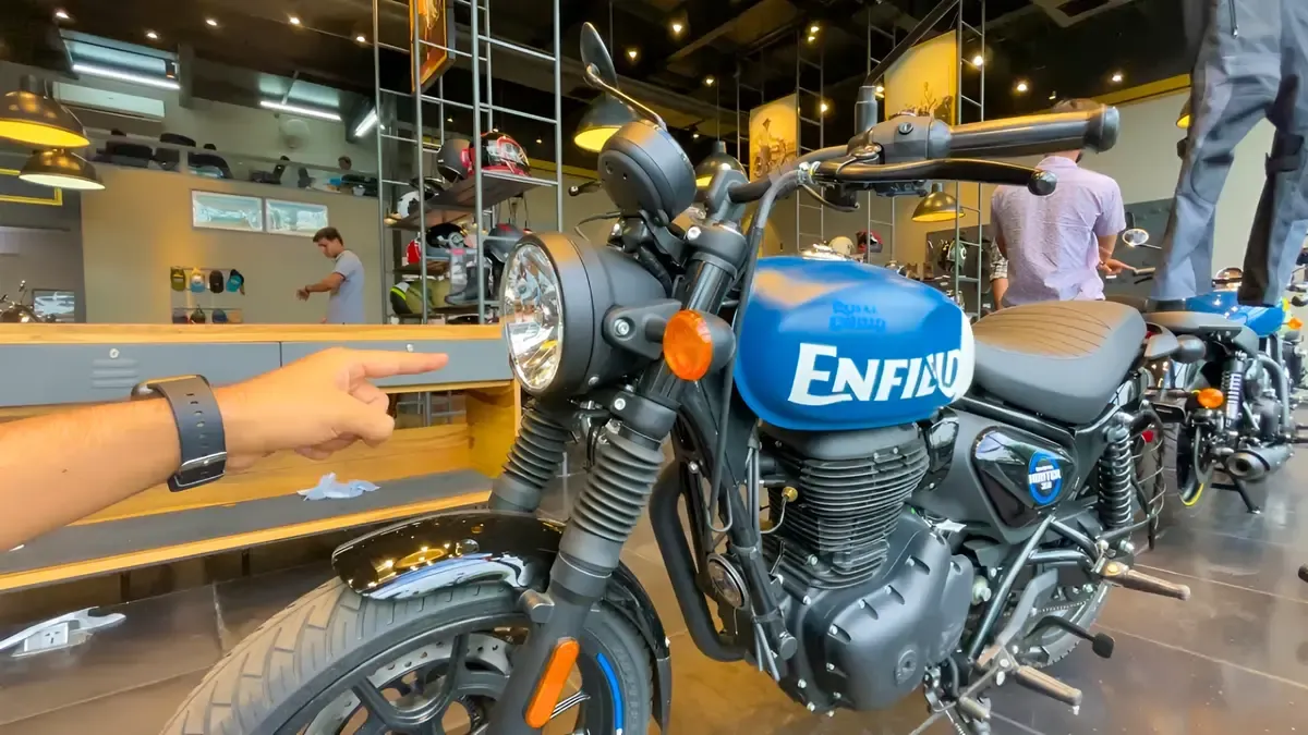 Royal Enfield Hunter 350 Mid लॉन्च